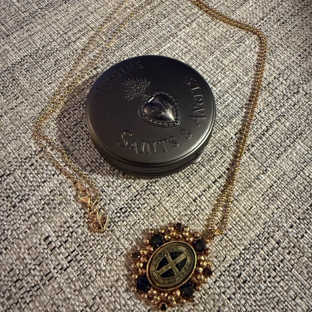 Elegant Rose Gold and Blue VSA Pendant Necklace - Picture 5 of 5